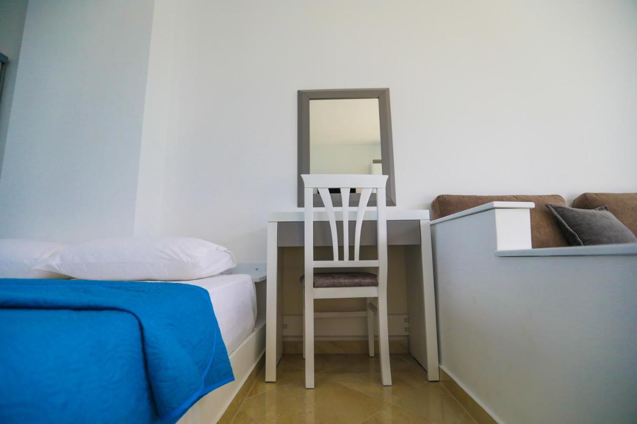 Vila Enxhi Ksamil Exterior foto